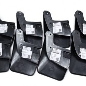 REAR MUD GUARD (RH) D8511-00100012