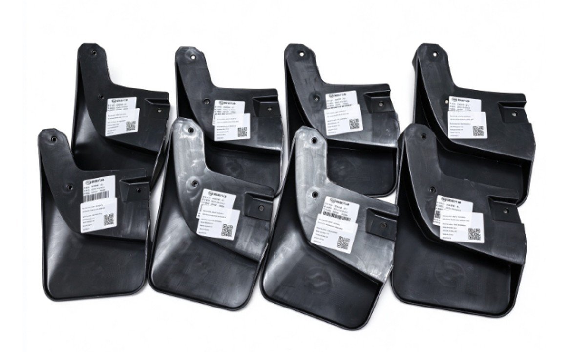 REAR MUD GUARD (RH) D8511-00100012